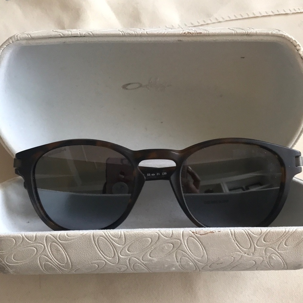 Oakley Unisex Sunglasses